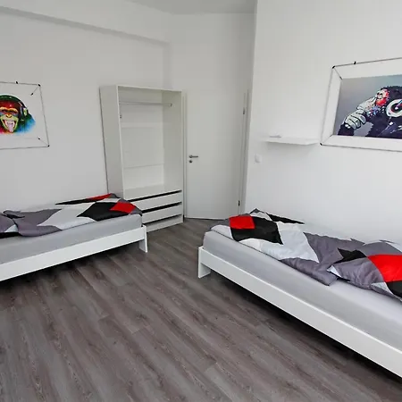 Ferienwohnung Mit 3 Schlafraeumen Apartment Neubrandenburg